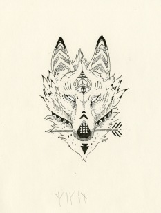 tatoo stylist-wolf head